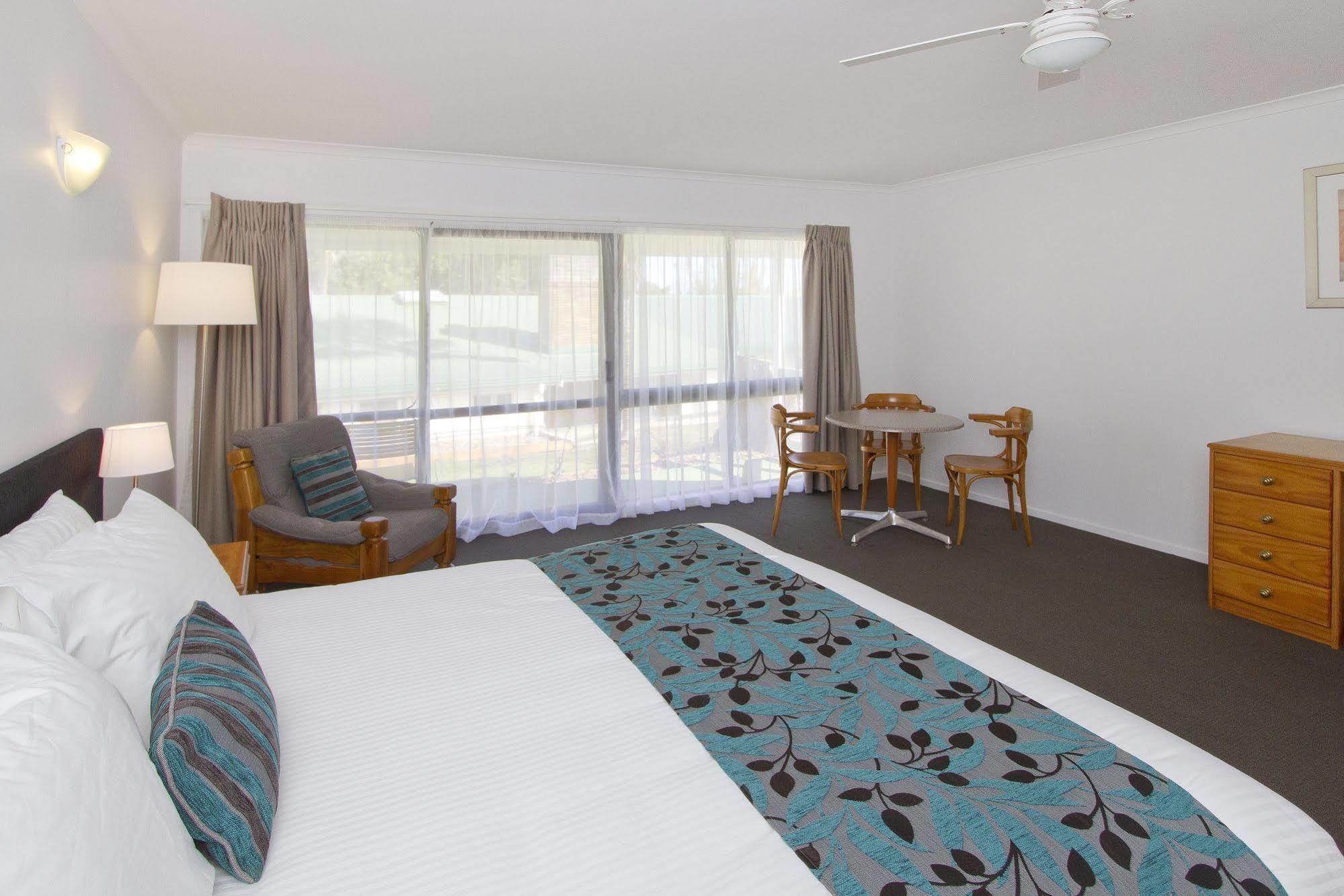 Castaway Norfolk Island Ξενοδοχείο Burnt Pine Εξωτερικό φωτογραφία
