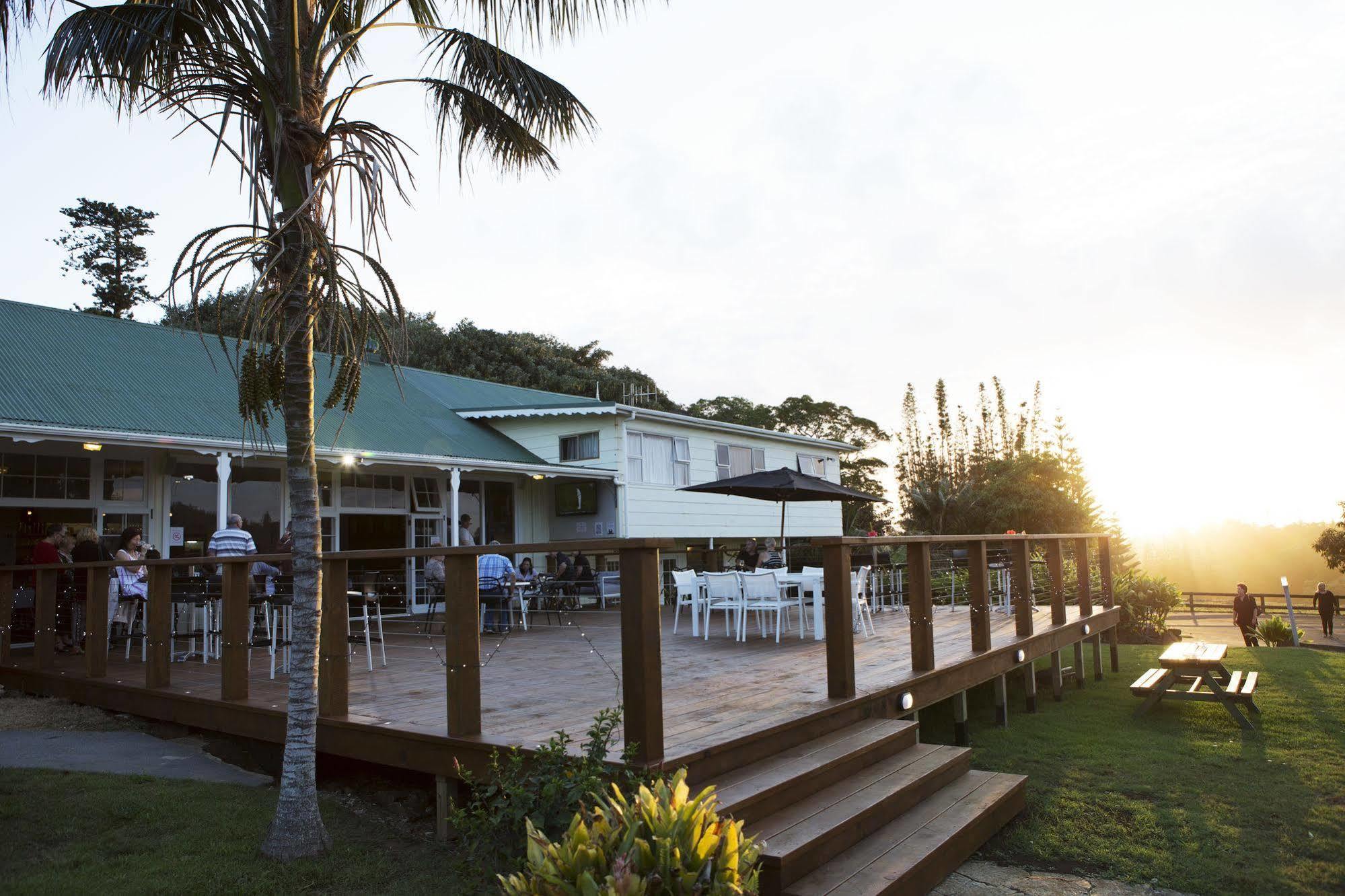 Castaway Norfolk Island Ξενοδοχείο Burnt Pine Εξωτερικό φωτογραφία